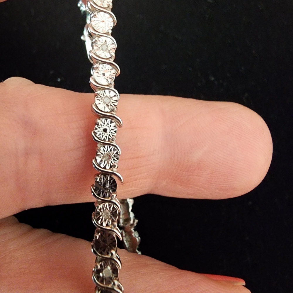 Diamond accent bracelet.  Great Addition to Your Collection!